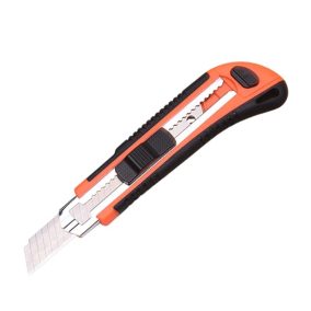 Kés 18mm fémmegvezetéssel 2K 3 pengével